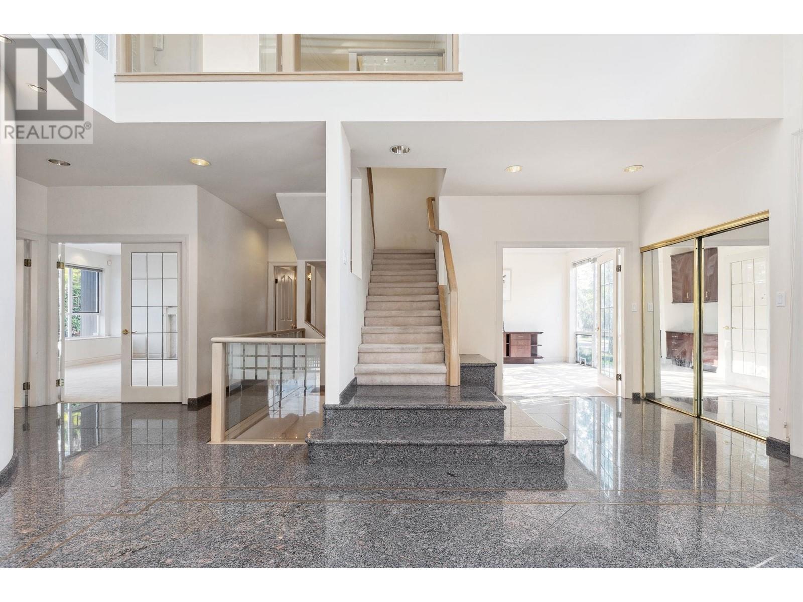 Listing Picture 7 of 38 : 6808 ANGUS DRIVE, Vancouver / 溫哥華 - 魯藝地產 Yvonne Lu Group - MLS Medallion Club Member