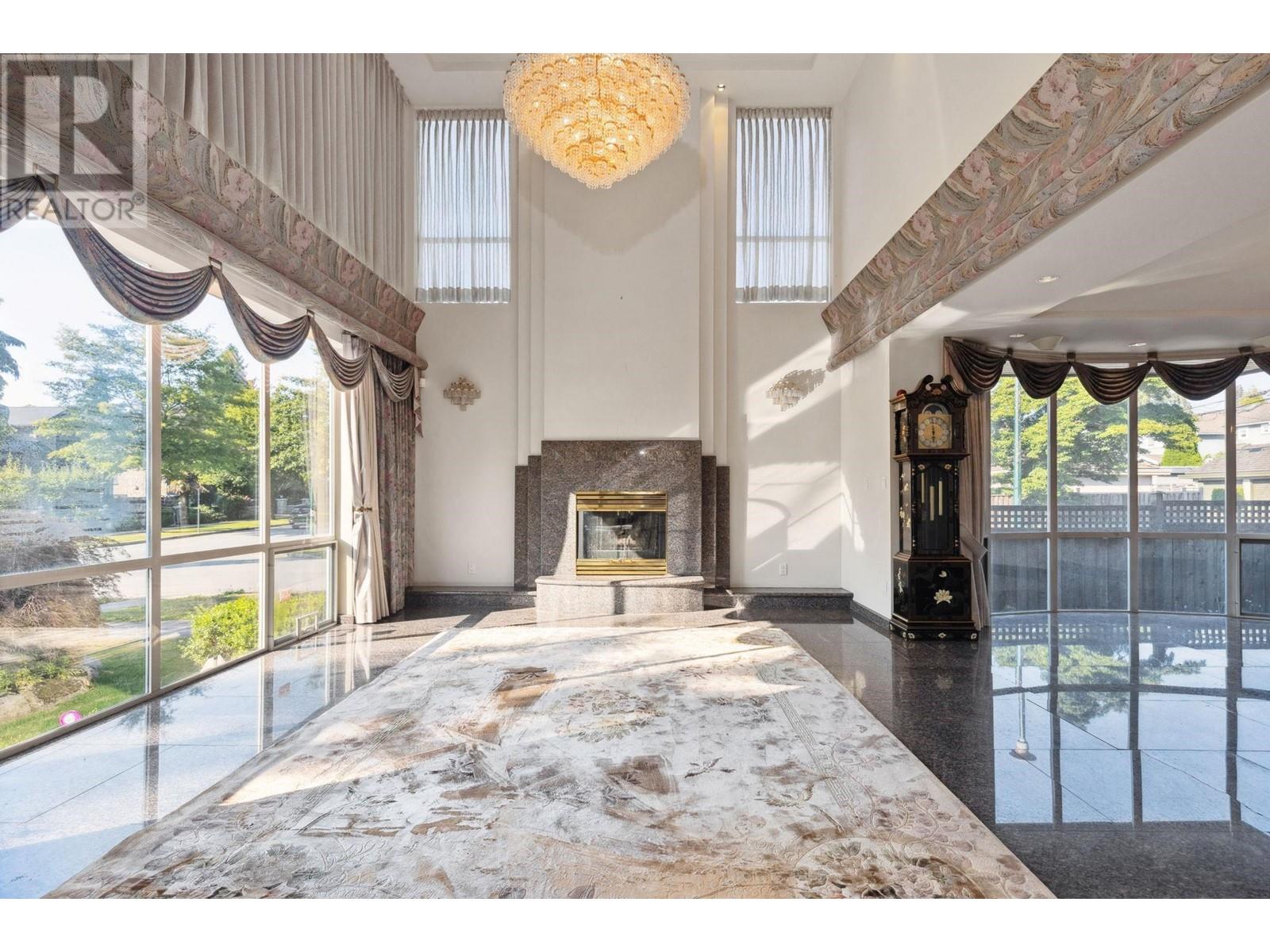 Listing Picture 2 of 38 : 6808 ANGUS DRIVE, Vancouver / 溫哥華 - 魯藝地產 Yvonne Lu Group - MLS Medallion Club Member