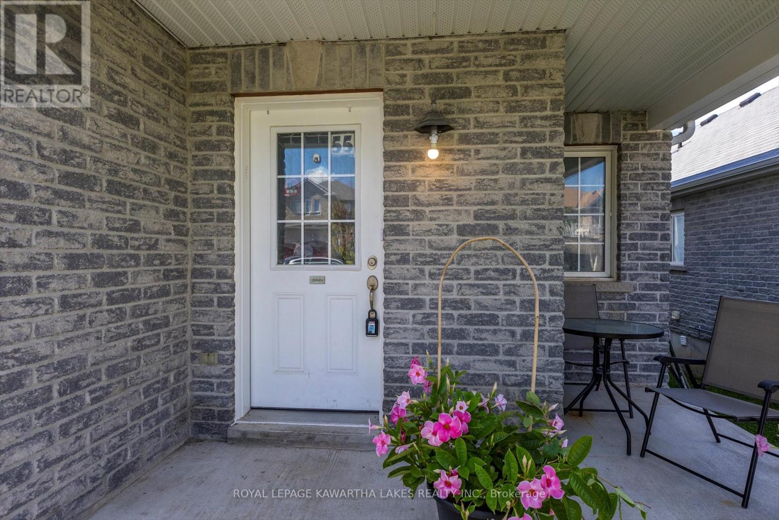 55 Truax Street, Kawartha Lakes (Lindsay), Ontario  K9V 0E3 - Photo 4 - X9344978