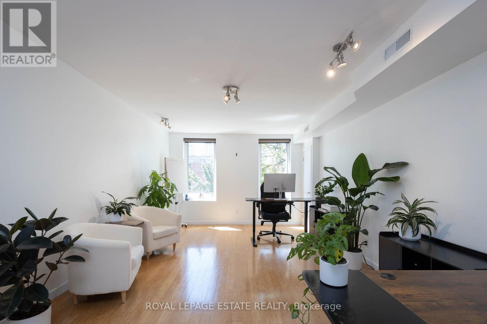 432/434 Queen Street E, Toronto (Regent Park), Ontario  M5A 1T4 - Photo 18 - C9304626