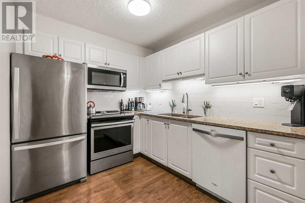 111, 550 Prominence Rise Sw, Calgary, Alberta  T3H 5J1 - Photo 3 - A2164302