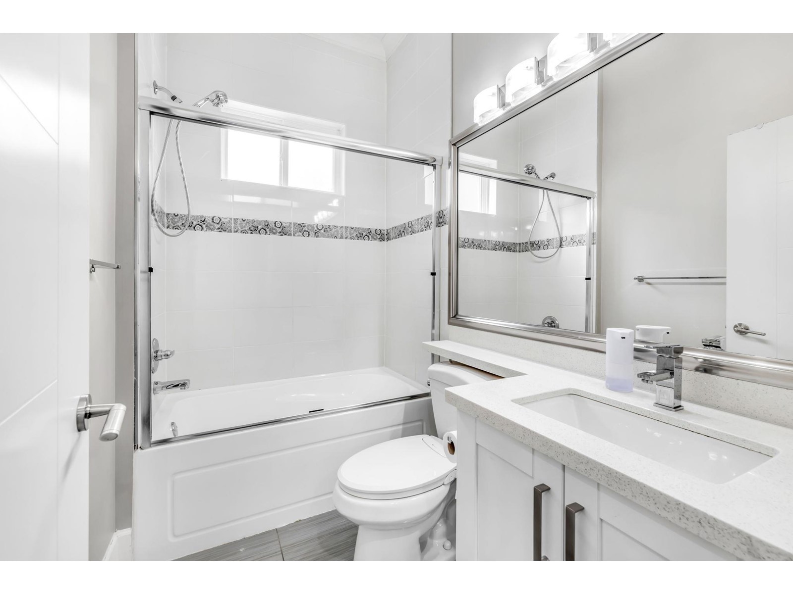 6025 131a Street, Surrey, British Columbia  V3X 0E6 - Photo 22 - R2923885