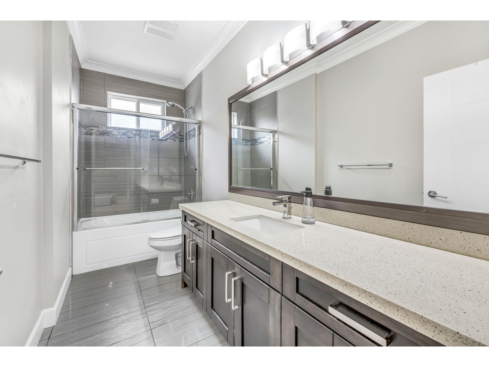 6025 131a Street, Surrey, British Columbia  V3X 0E6 - Photo 29 - R2923885