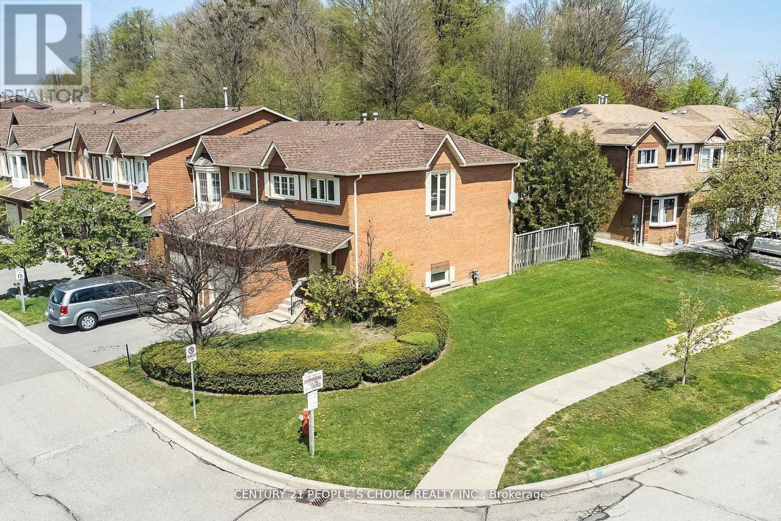 38 - 800 Constellation Drive, Mississauga (Hurontario), Ontario  L5R 3L6 - Photo 2 - W9345422