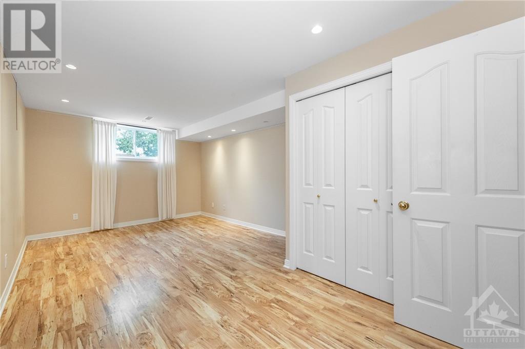 B - 108 Milner Downs Crescent, Ottawa, Ontario  K2M 2S4 - Photo 6 - X9519135