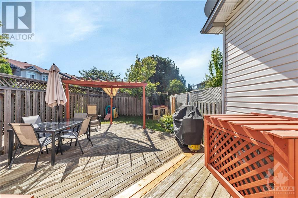 3843 CROWSNEST AVENUE Ottawa