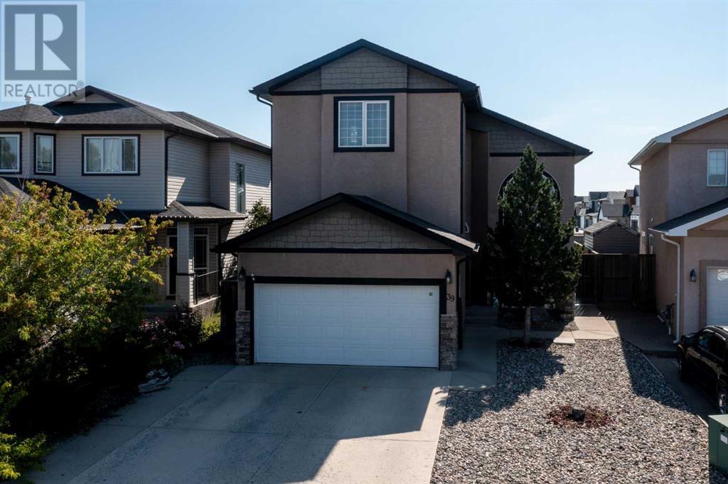 39 Fairmont Court S, Lethbridge, Alberta  T1K 7R3 - Photo 1 - A2150731