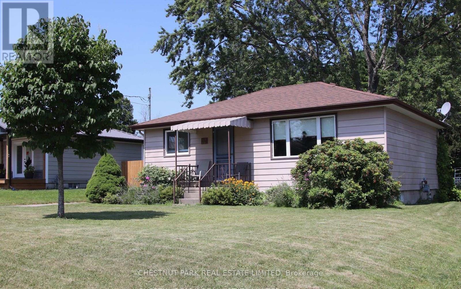 12 Roger Street, Prince Edward County (Picton), Ontario  K0K 2T0 - Photo 1 - X9345497