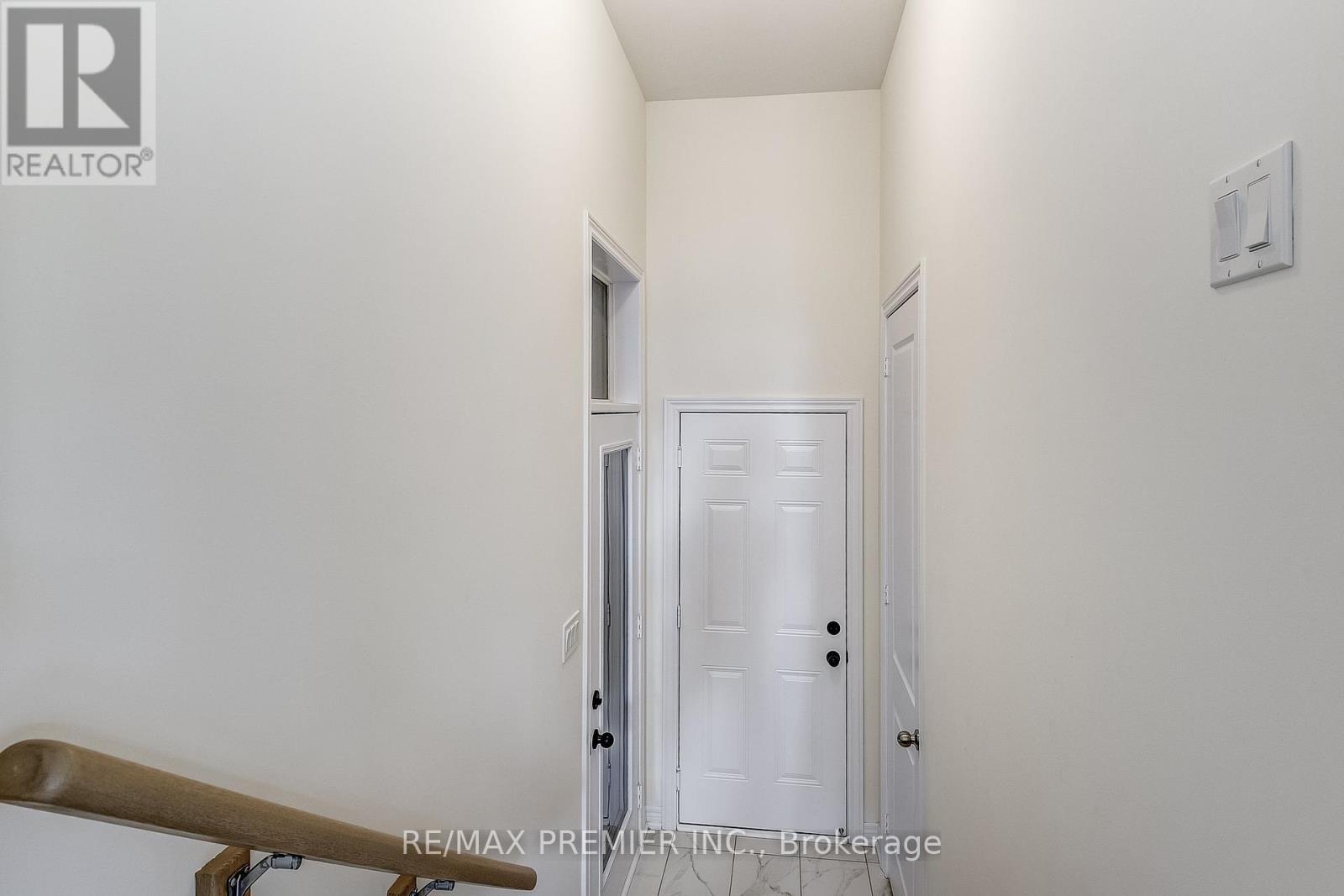 219 Fallharvest Way, Whitchurch-Stouffville, Ontario  L4A 0S1 - Photo 18 - N9255835