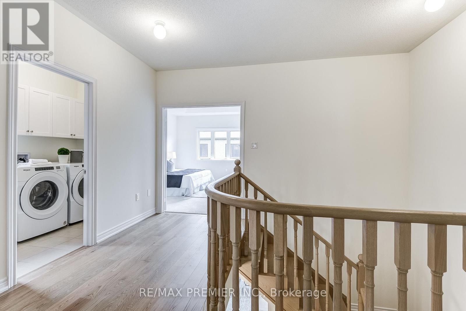 219 Fallharvest Way, Whitchurch-Stouffville, Ontario  L4A 0S1 - Photo 20 - N9255835