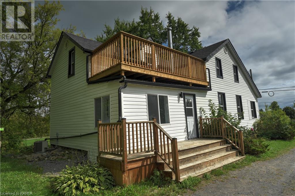 4770 Highway 2 E, Gananoque, Ontario  K7G 2V5 - Photo 5 - 40638901