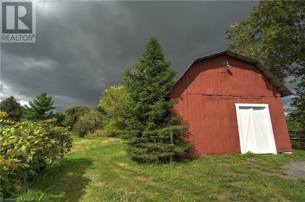 4770 Highway 2 E, Gananoque, Ontario  K7G 2V5 - Photo 6 - 40638901