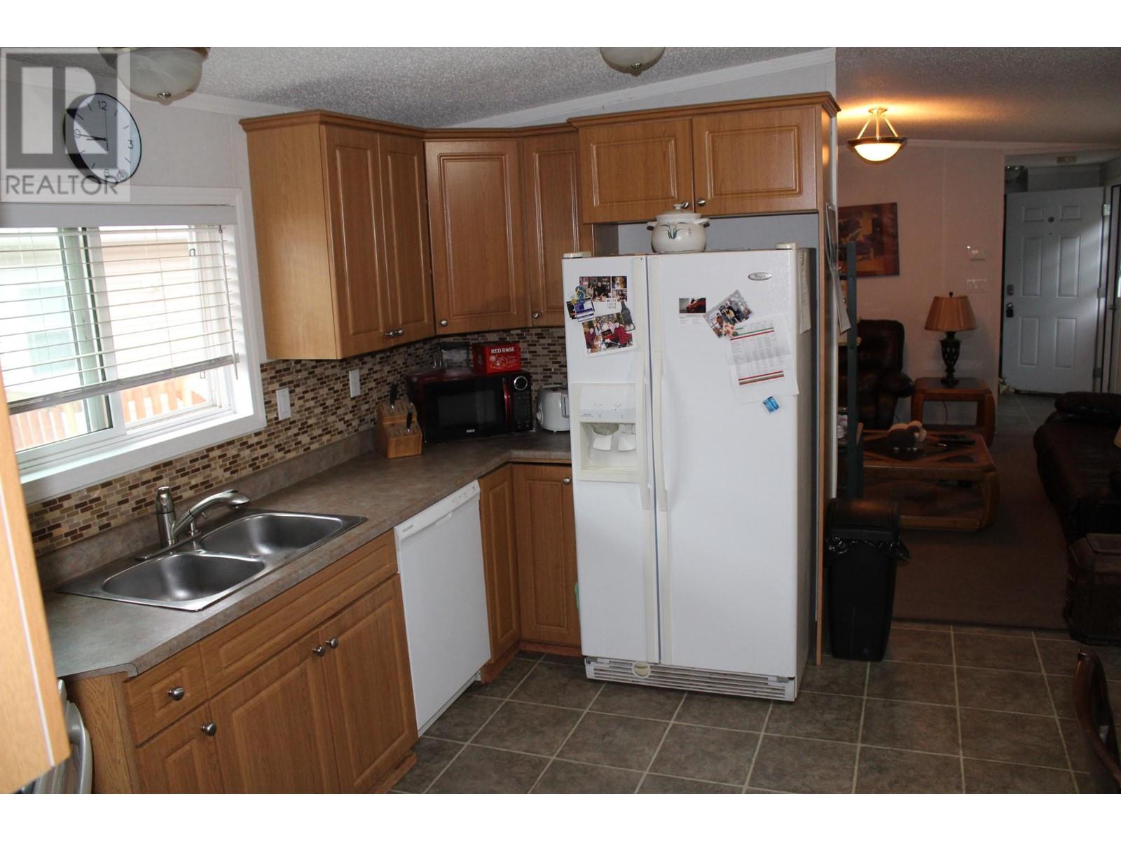 19-7545 Dallas Drive, Kamloops, British Columbia   - Photo 11 - 180863