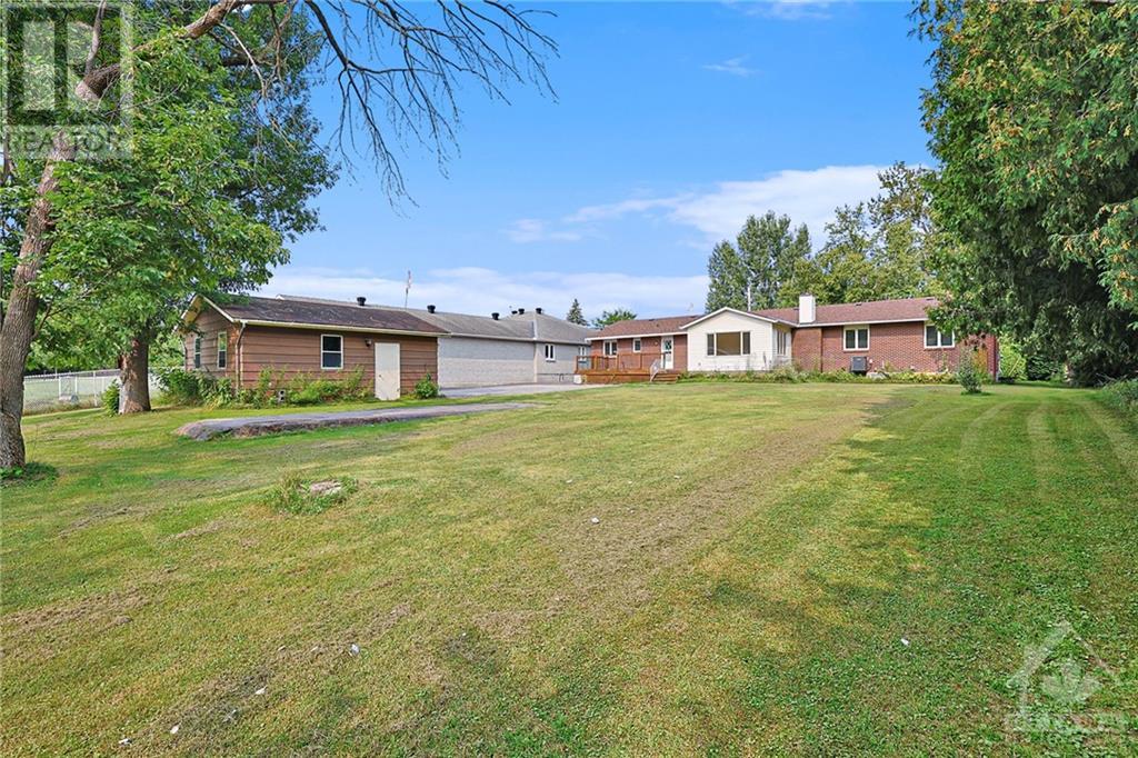 40 Beverly StreetOttawa, Ontario  K2S 0S2 - Photo 3 - X9518583