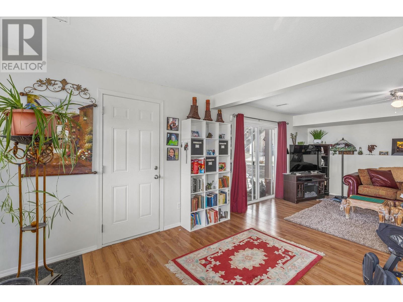 3174 Boucherie Road, West Kelowna, British Columbia V1Z 2G9 - Photo 14 - 10323970