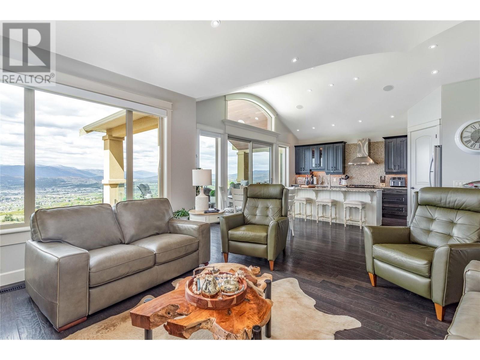 1756 Birkdale Avenue Kelowna