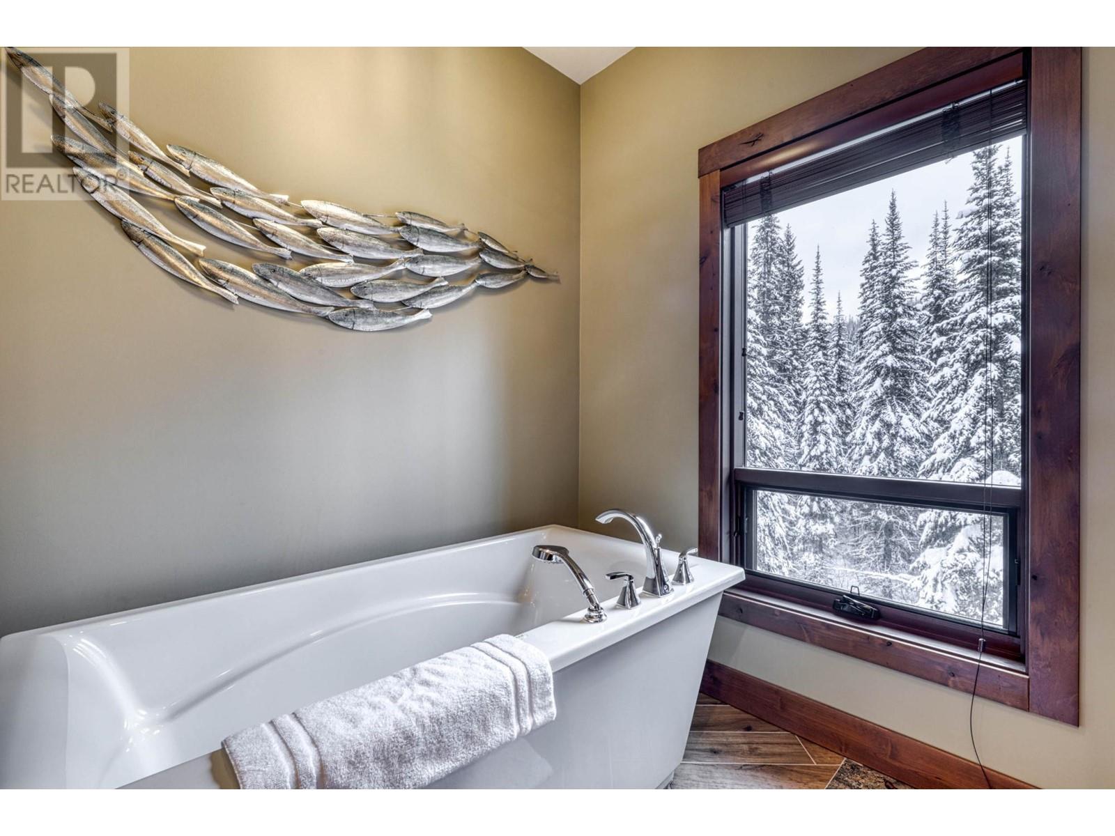 17-3280 Village Way, Sun Peaks, British Columbia  V0E 5N0 - Photo 19 - 180874