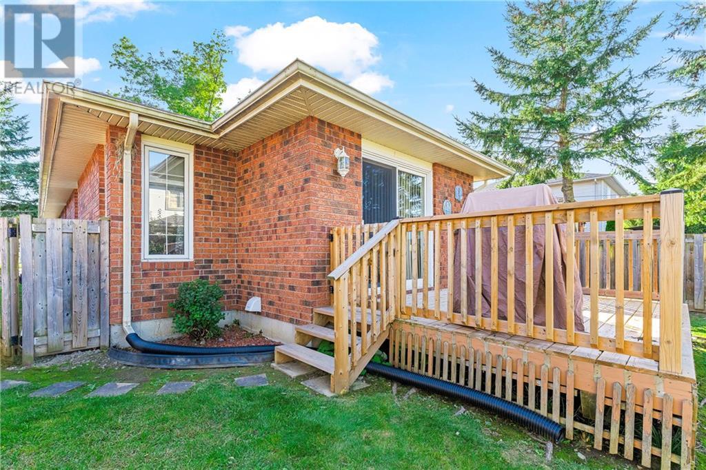 1089 BRIDLEWOOD DRIVE Brockville