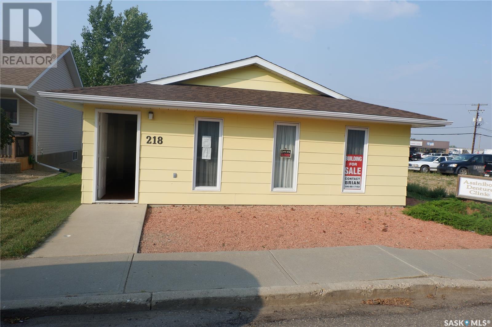 218 2nd AVENUE W, assiniboia, Saskatchewan