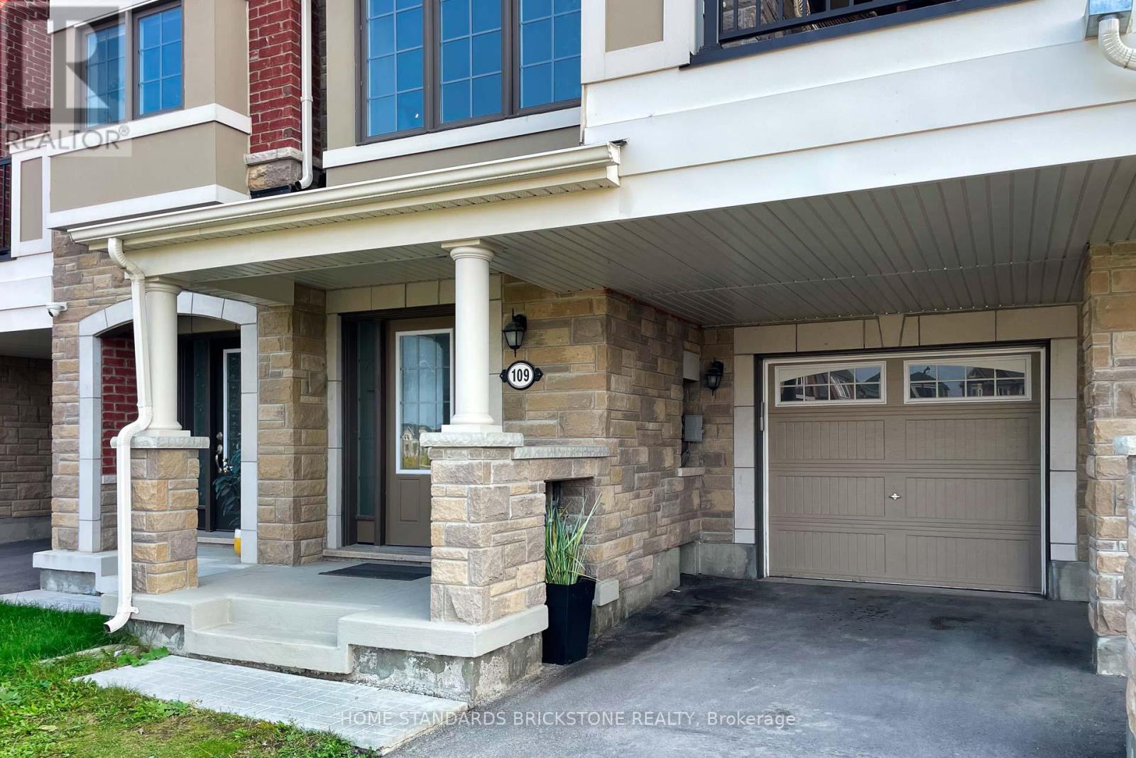 109 Mcalister Avenue, Richmond Hill, Ontario  L4S 0L2 - Photo 2 - N9346716