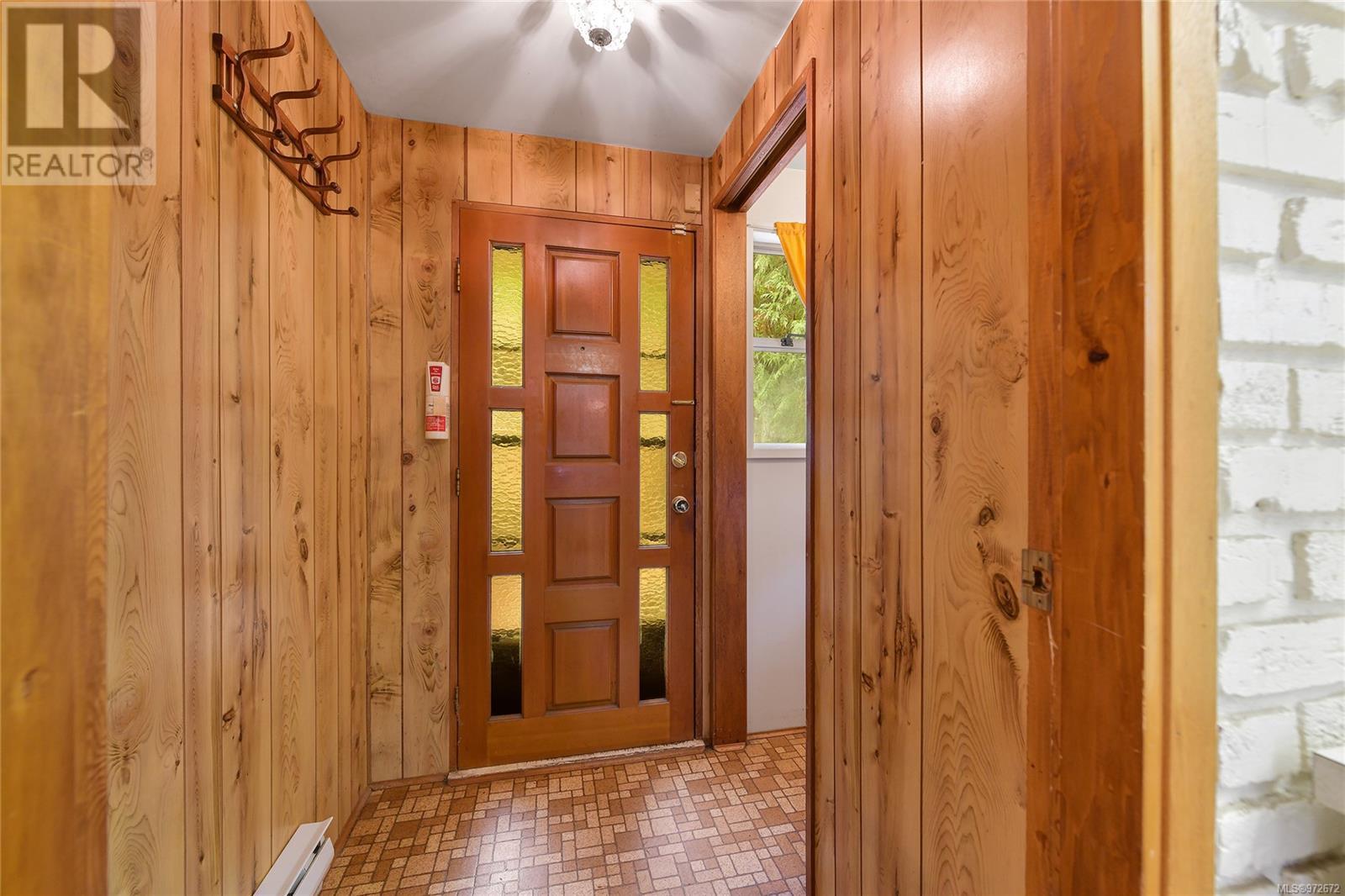 Property at 223 Mariners Way image 5