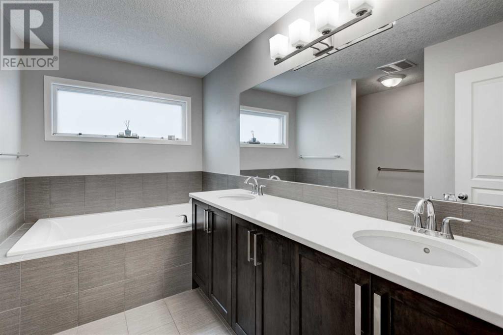 219 Cranarch Terrace Se, Calgary, Alberta  T3M 1Z2 - Photo 15 - A2162608