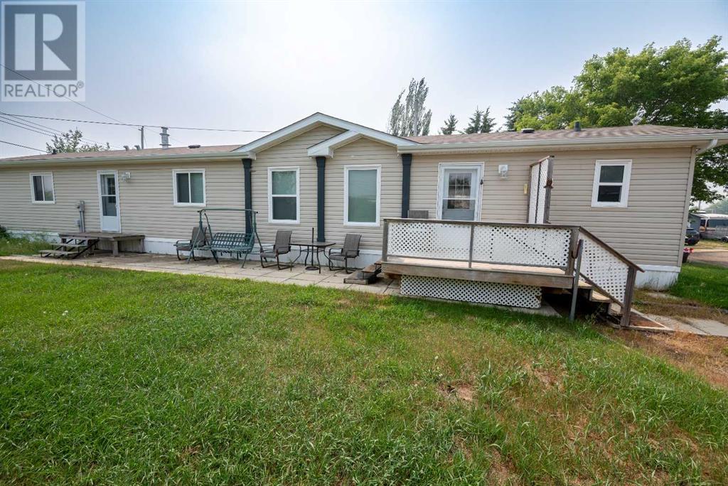 3 Coutts Street, Hughenden, Alberta  T0B 2E0 - Photo 2 - A2116358