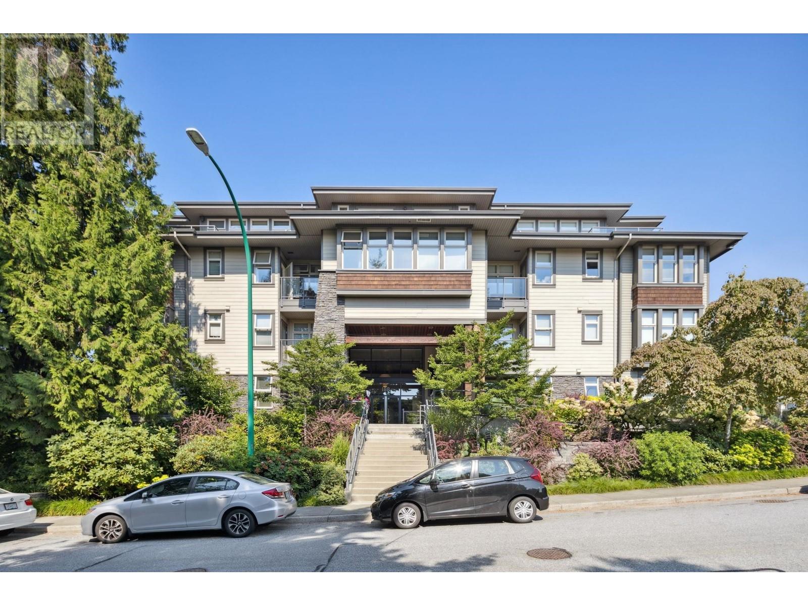 404 188 W 29TH STREET, north vancouver, British Columbia