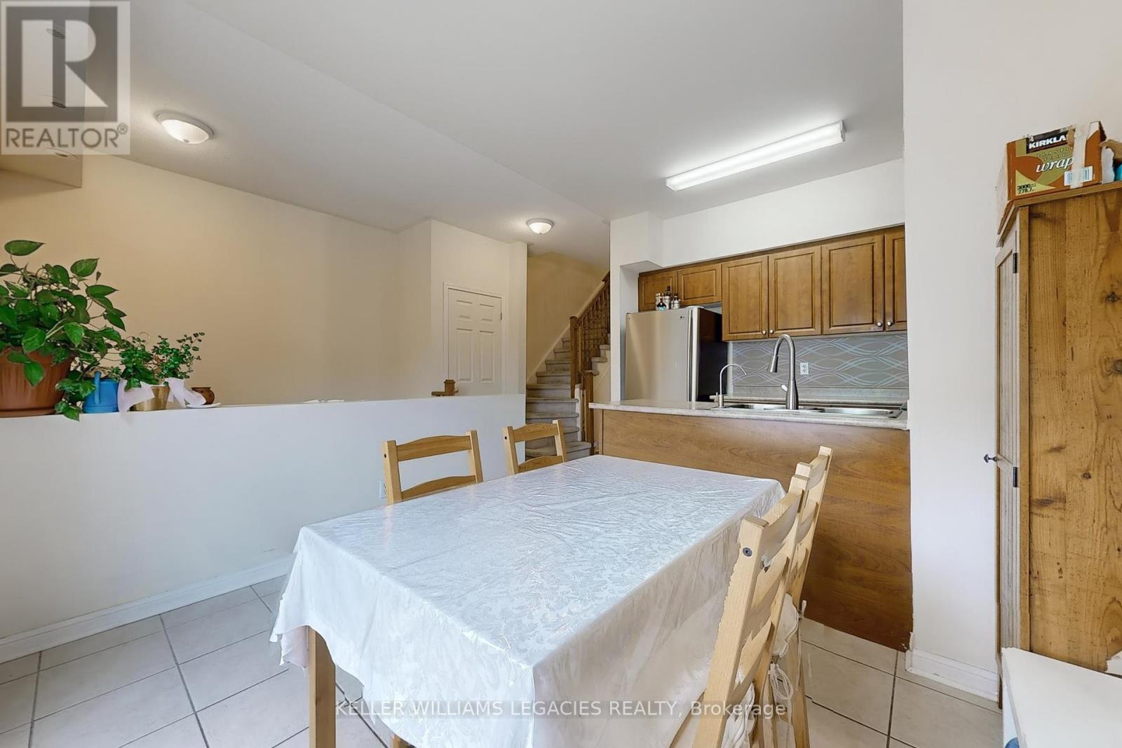 13 - 3029 Finch Avenue W, Toronto (Humbermede), Ontario  M9M 0A2 - Photo 14 - W9346877