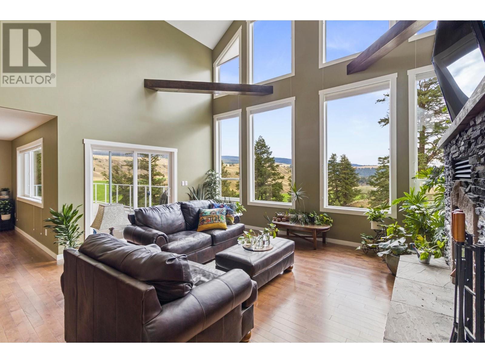 5889 Old Stagecoach Road, Kamloops, British Columbia  V0E 2A0 - Photo 10 - 180877