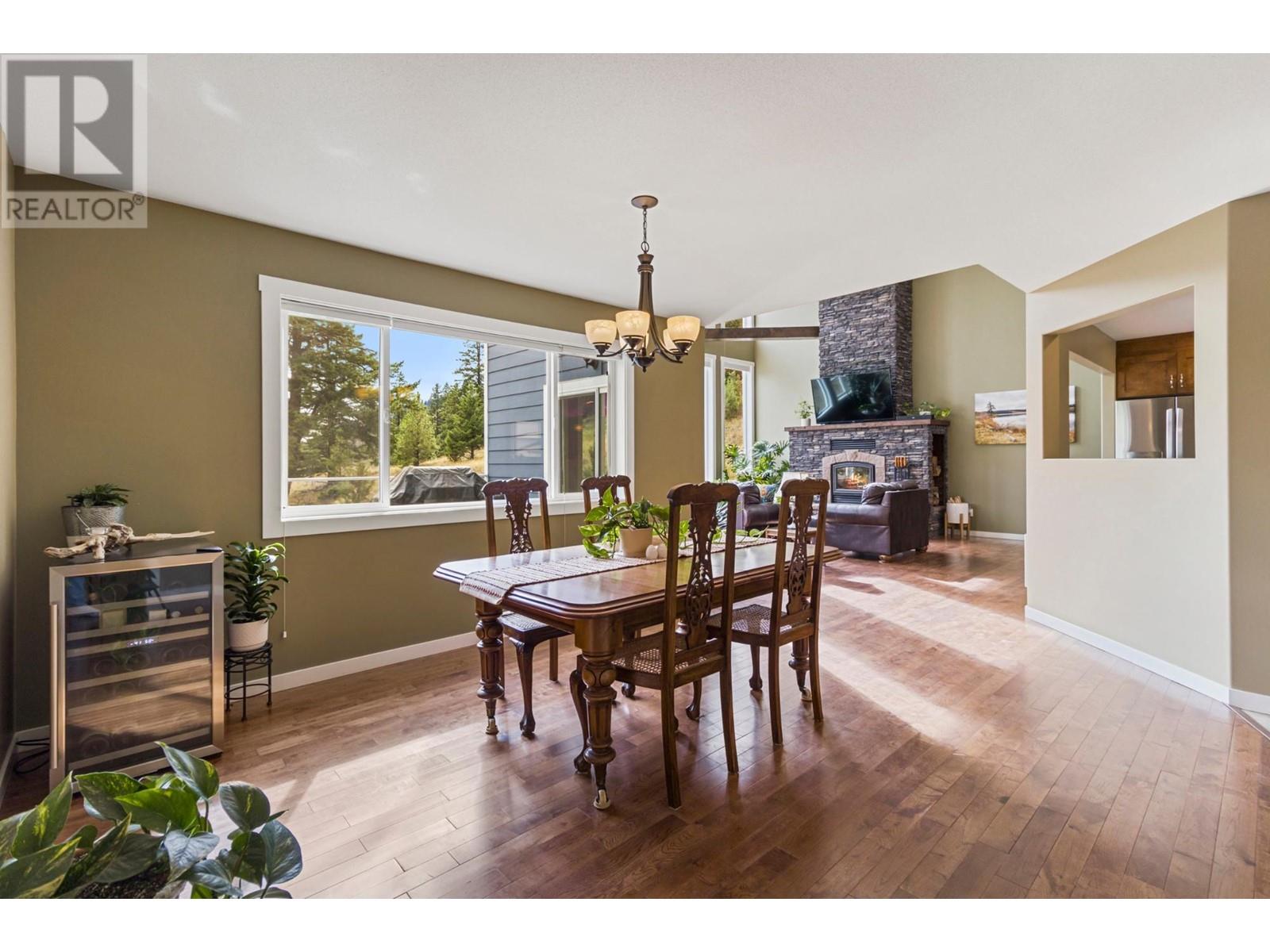 5889 Old Stagecoach Road, Kamloops, British Columbia  V0E 2A0 - Photo 18 - 180877