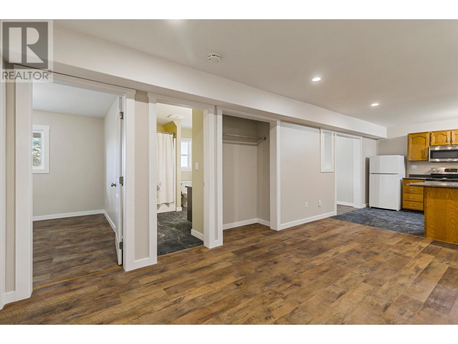 5889 Old Stagecoach Road, Kamloops, British Columbia  V0E 2A0 - Photo 46 - 180877