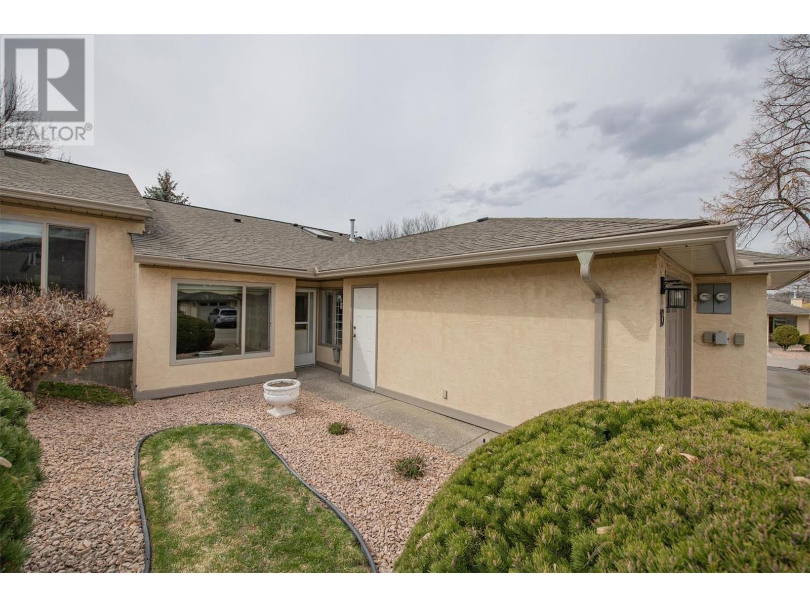 Property at 1400 14 Avenue Unit# 13 image 3