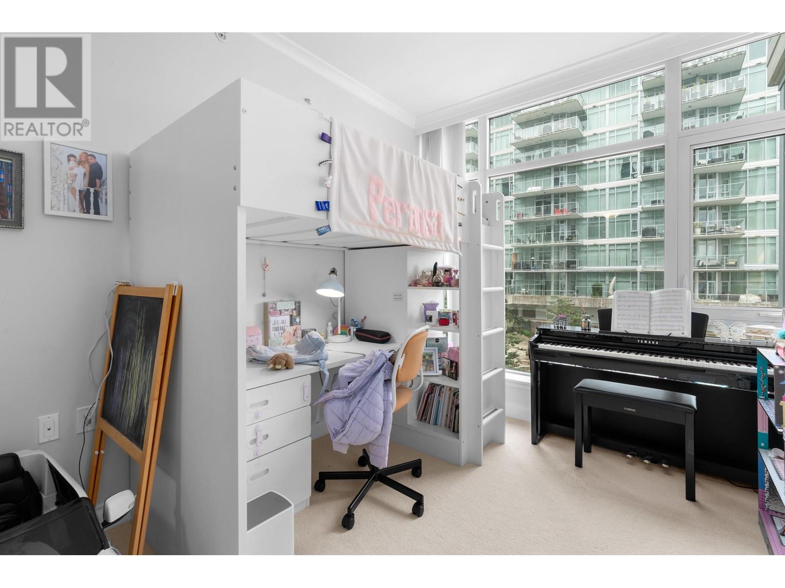 204 175 Victory Ship Way, North Vancouver, British Columbia  V7L 0G1 - Photo 24 - R2925024
