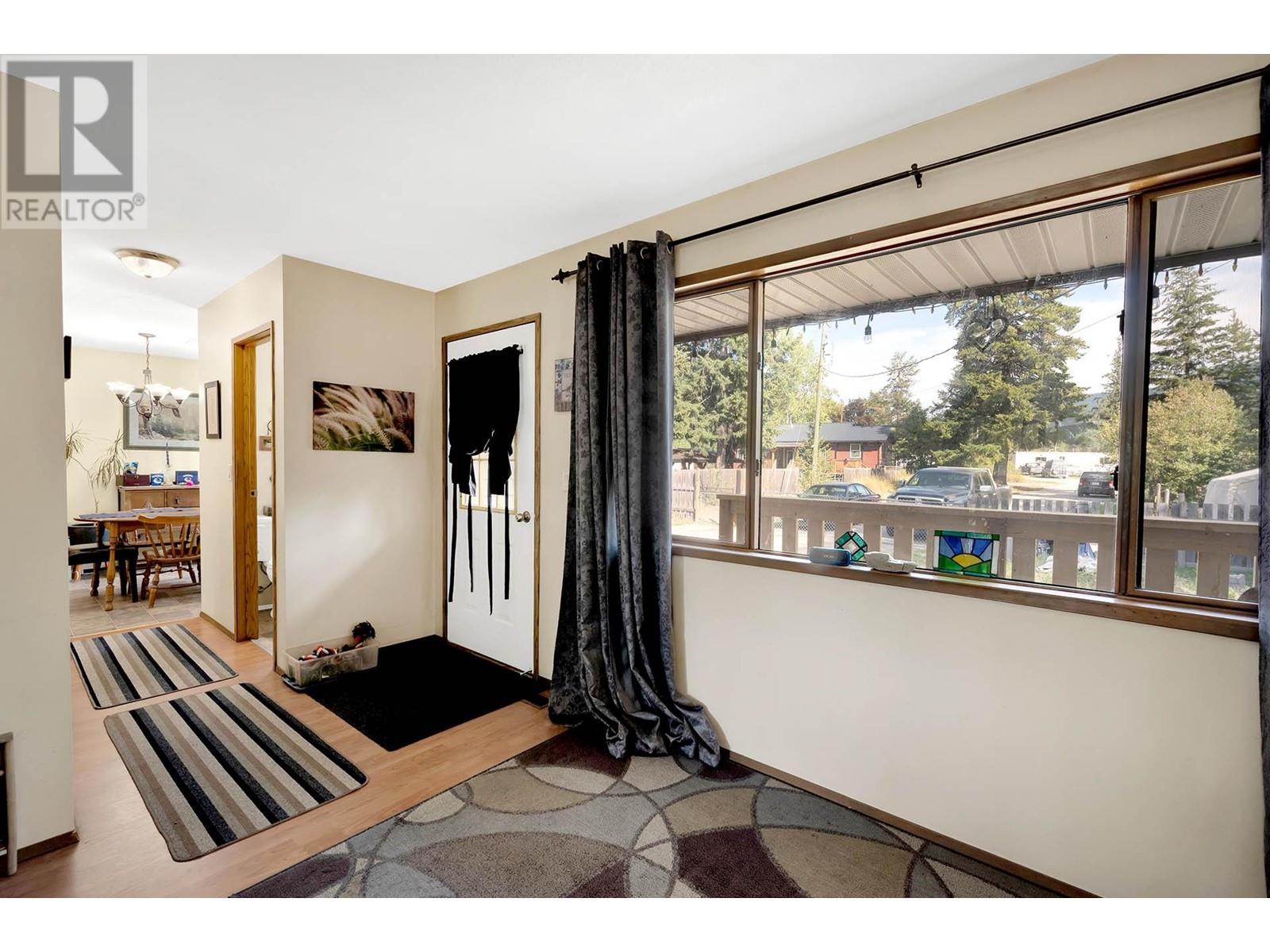 3089 Light Brown Road, Clearwater, British Columbia  V0E 1N1 - Photo 2 - 180880