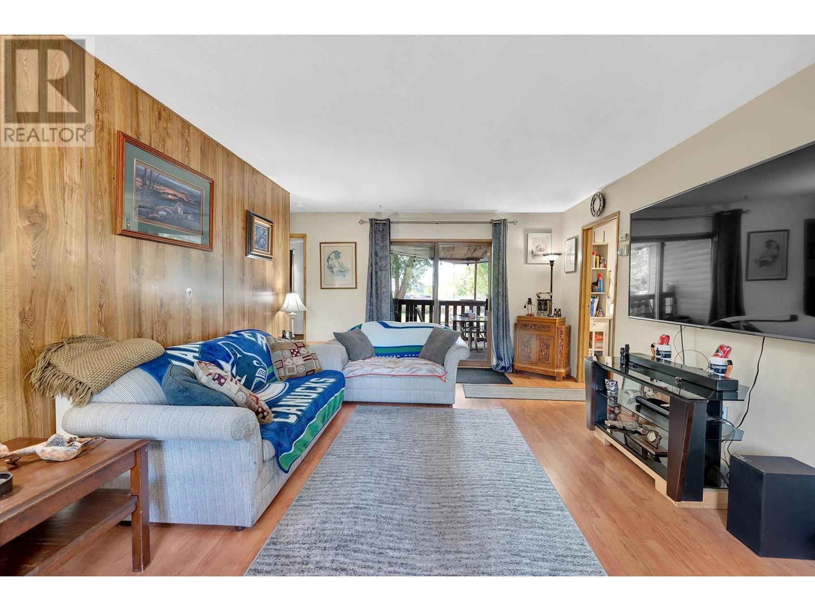 3089 Light Brown Road, Clearwater, British Columbia  V0E 1N1 - Photo 4 - 180880