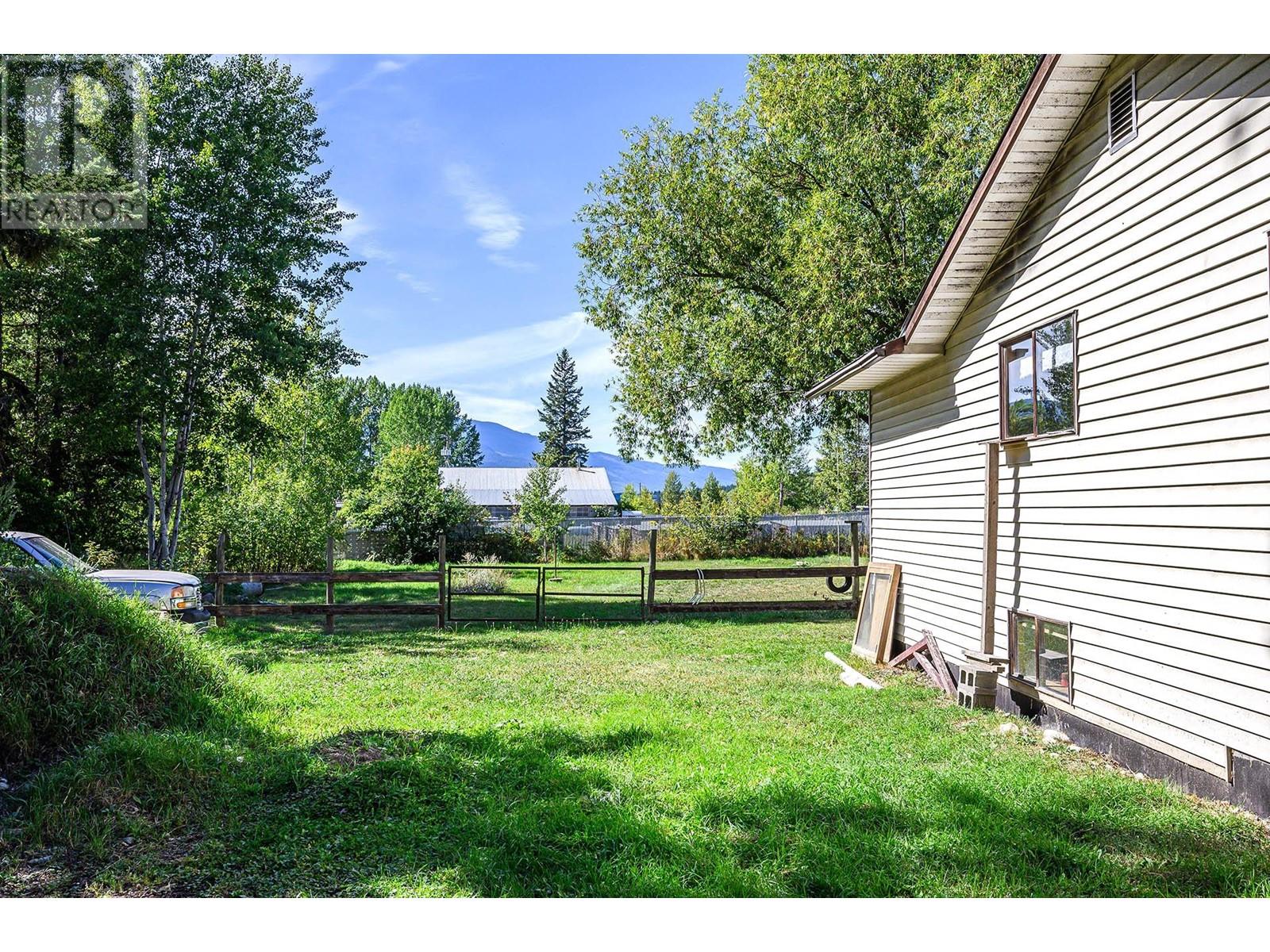 3089 Light Brown Road, Clearwater, British Columbia  V0E 1N1 - Photo 41 - 180880