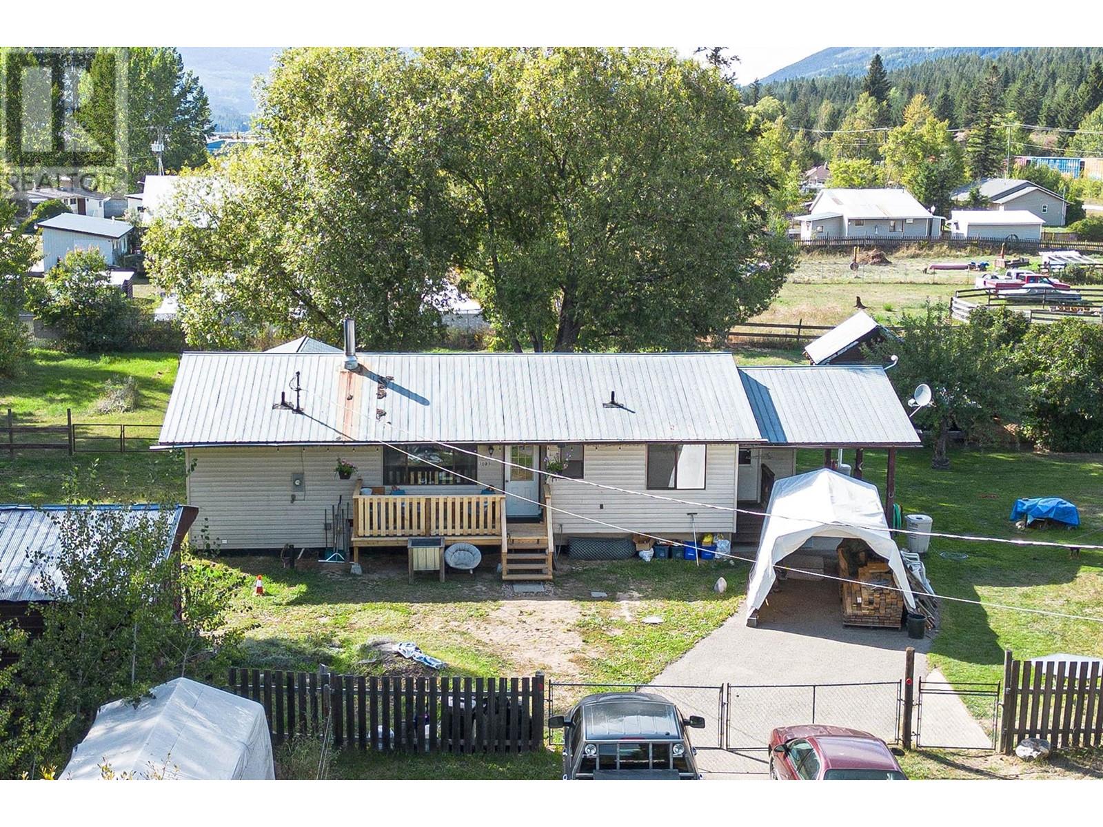 3089 Light Brown Road, Clearwater, British Columbia  V0E 1N1 - Photo 37 - 180880