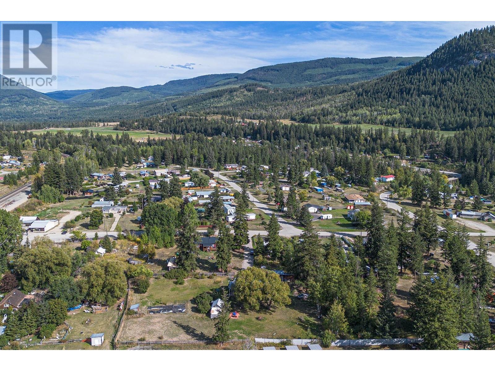 3089 Light Brown Road, Clearwater, British Columbia  V0E 1N1 - Photo 63 - 180880