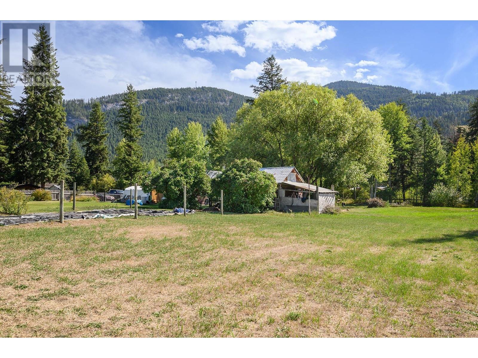 3089 Light Brown Road, Clearwater, British Columbia  V0E 1N1 - Photo 48 - 180880