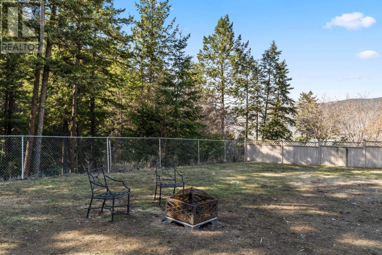 4942 Woodland Crt, Kamloops, British Columbia  V2C 6V5 - Photo 10 - 180886