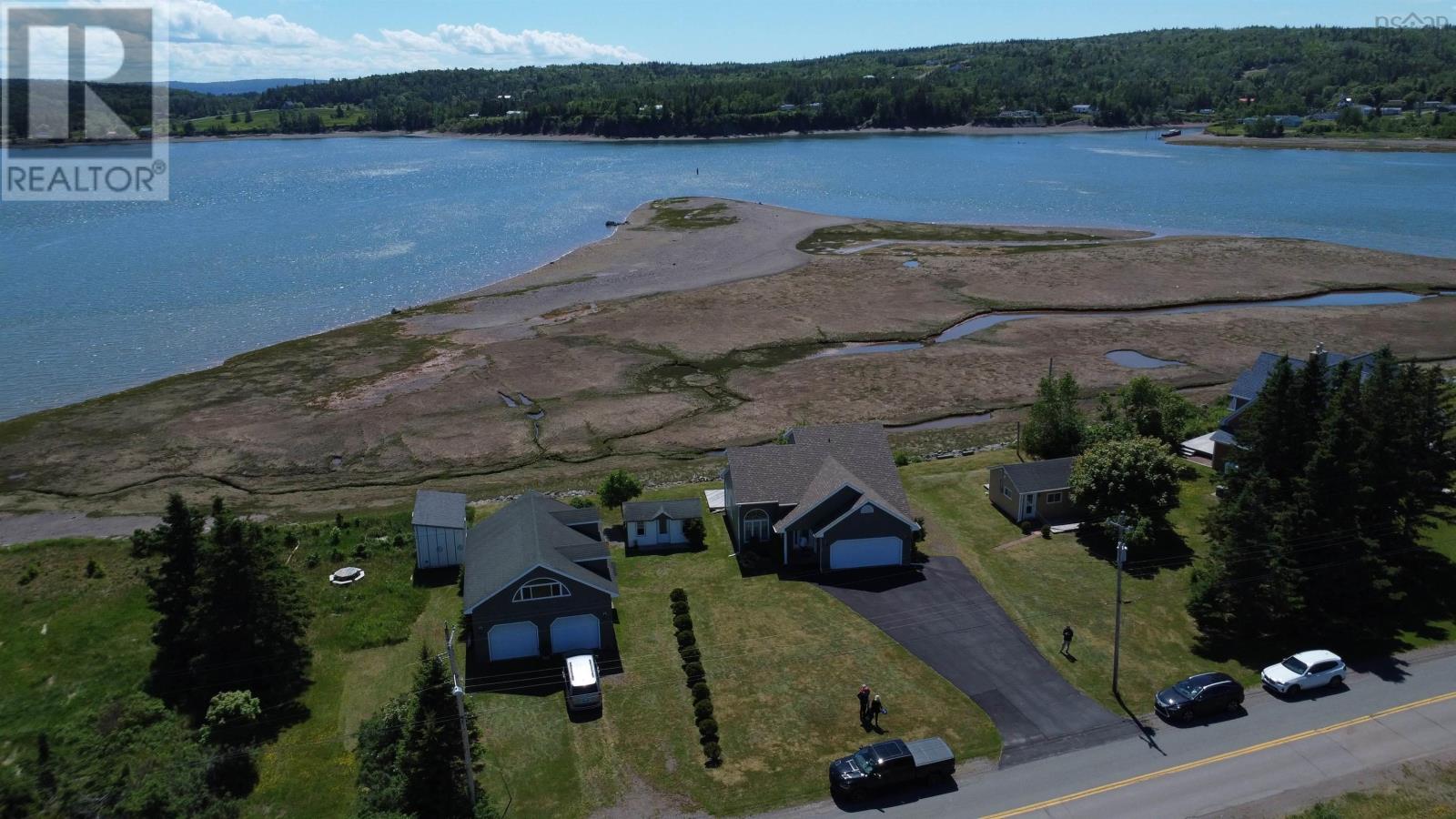 394 Pier Road, Parrsboro, Nova Scotia  B0M 1S0 - Photo 4 - 202414211