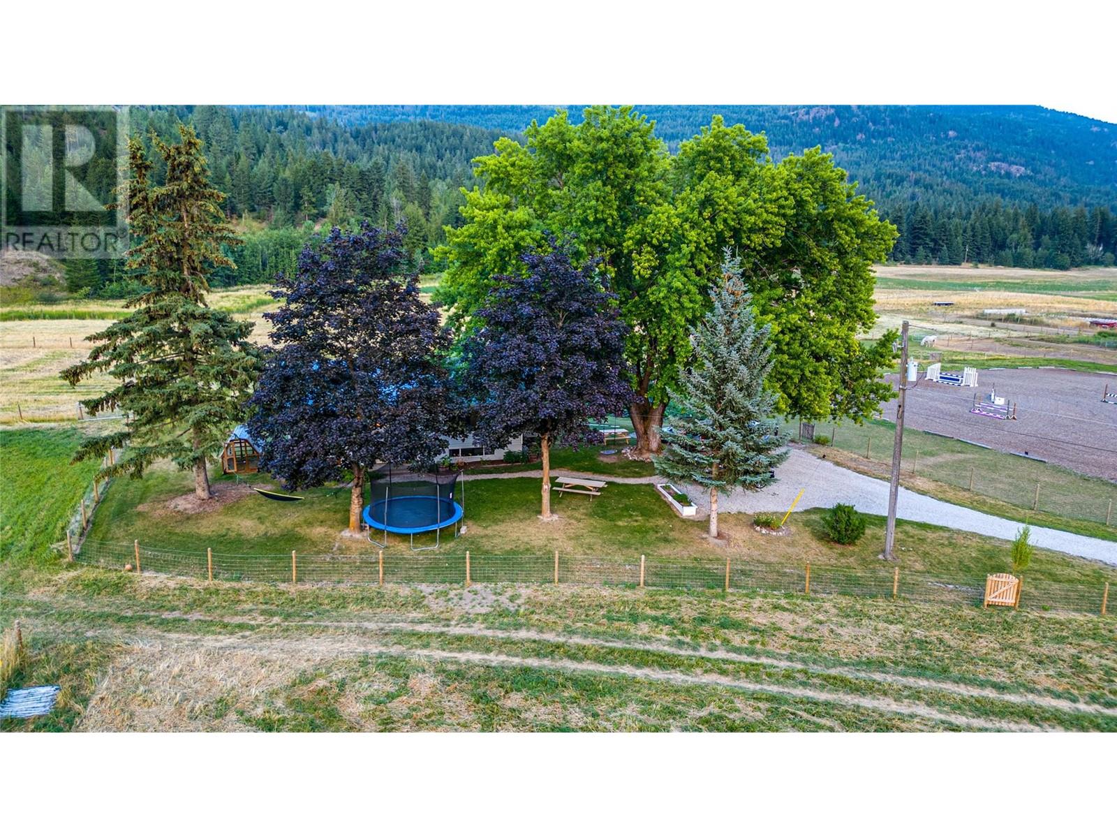 553 Salmon River Road Salmon Arm