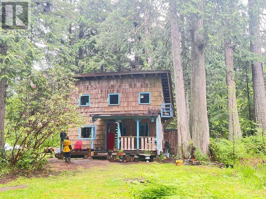 6229 Mason Road, Sechelt, British Columbia  V7Z 0N4 - Photo 8 - R2894669