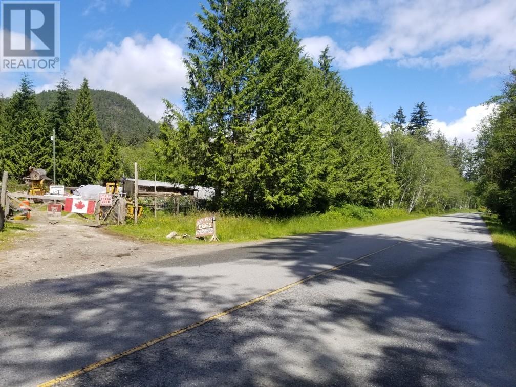 6229 Mason Road, Sechelt, British Columbia  V7Z 0N4 - Photo 4 - R2894669