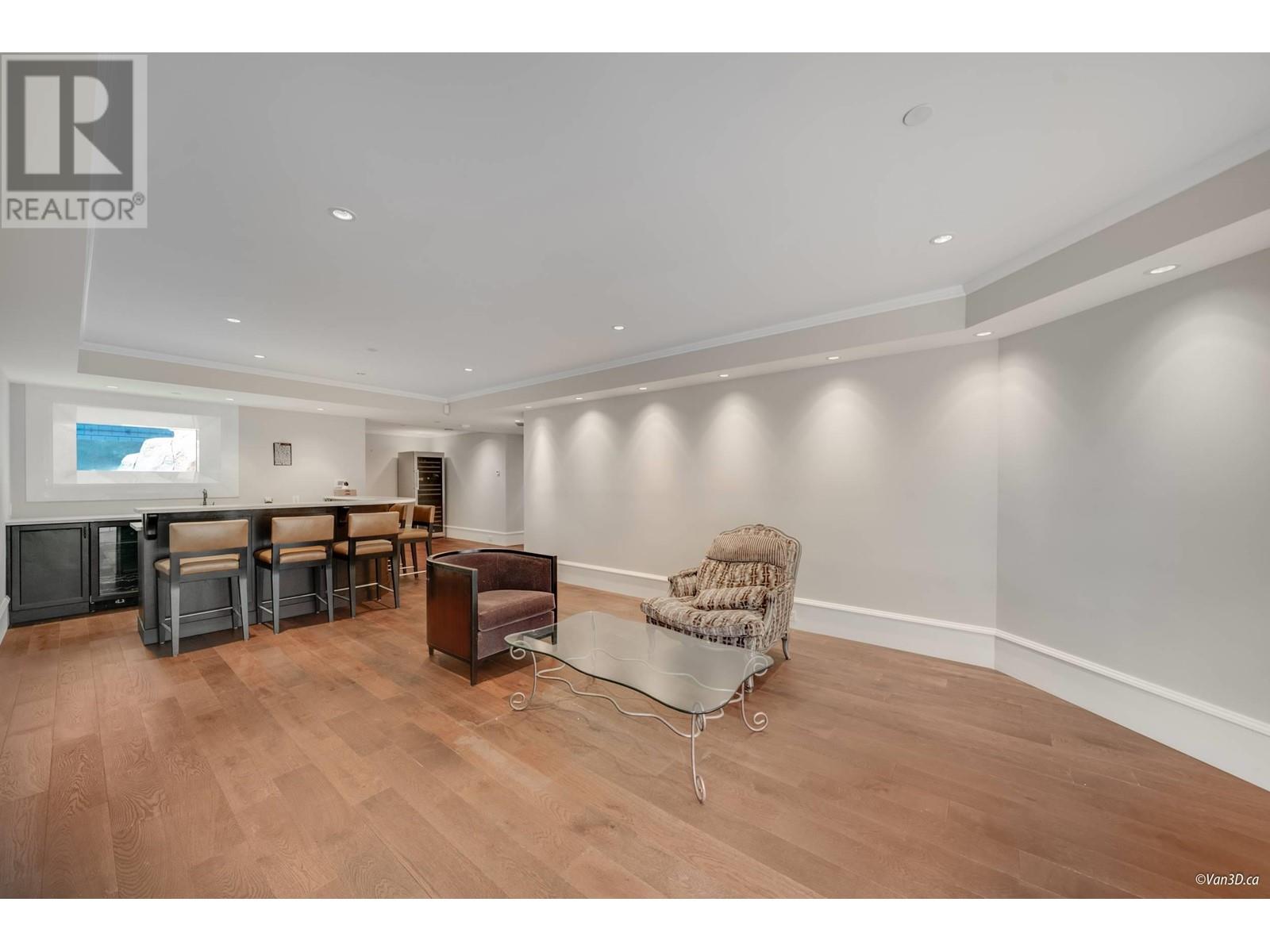 Listing Picture 38 of 40 : 1198 W 55TH AVENUE, Vancouver / 溫哥華 - 魯藝地產 Yvonne Lu Group - MLS Medallion Club Member