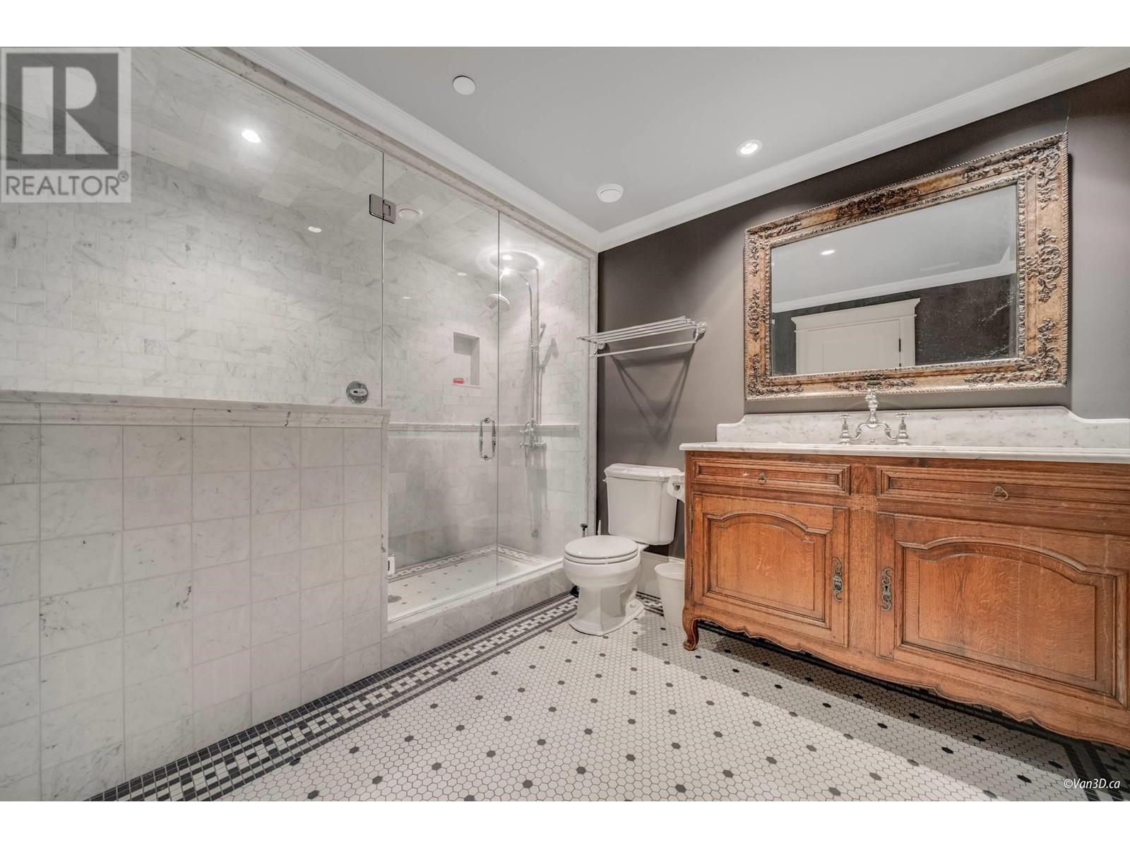 Listing Picture 39 of 40 : 1198 W 55TH AVENUE, Vancouver / 溫哥華 - 魯藝地產 Yvonne Lu Group - MLS Medallion Club Member