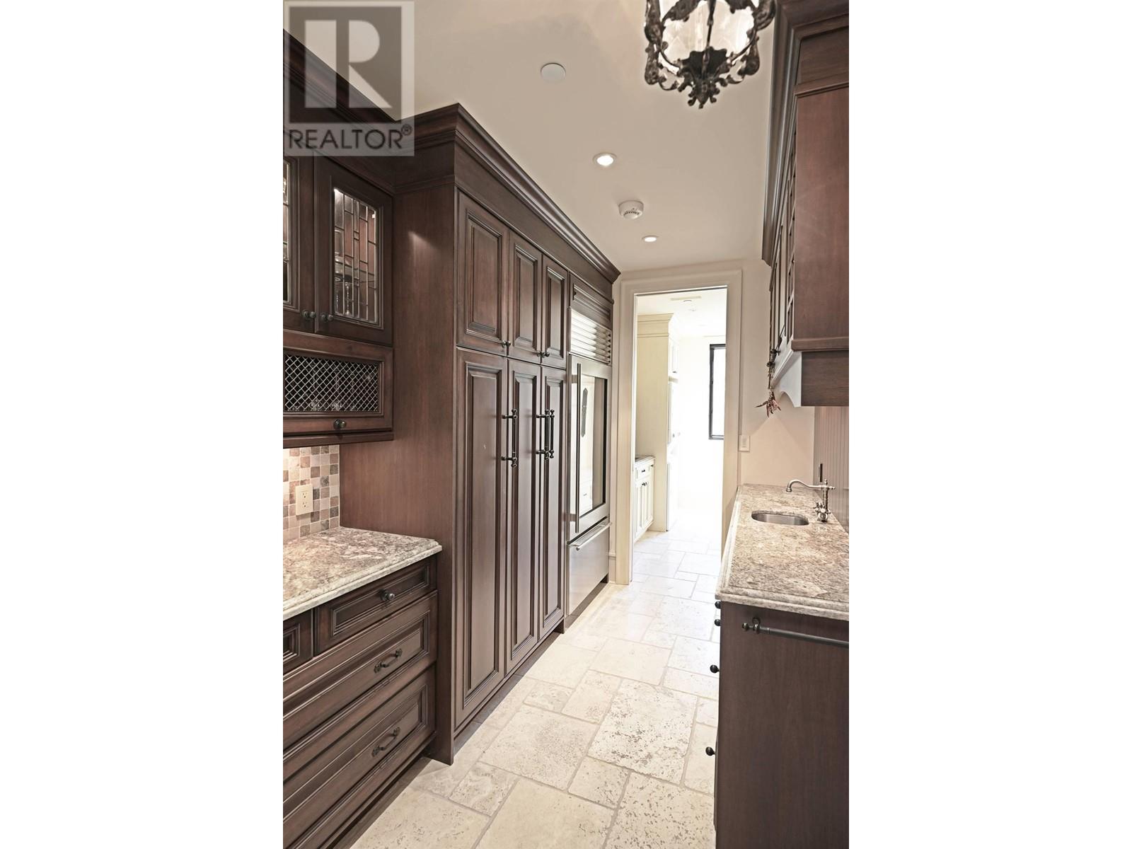 Listing Picture 21 of 40 : 1198 W 55TH AVENUE, Vancouver / 溫哥華 - 魯藝地產 Yvonne Lu Group - MLS Medallion Club Member