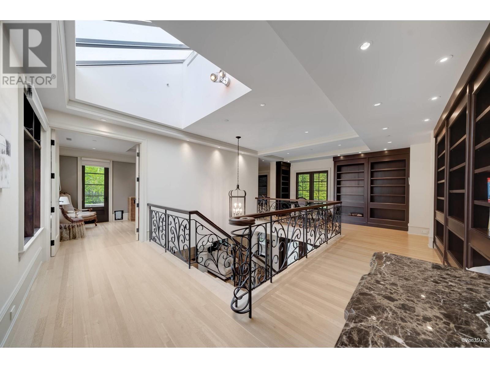 Listing Picture 28 of 40 : 1198 W 55TH AVENUE, Vancouver / 溫哥華 - 魯藝地產 Yvonne Lu Group - MLS Medallion Club Member