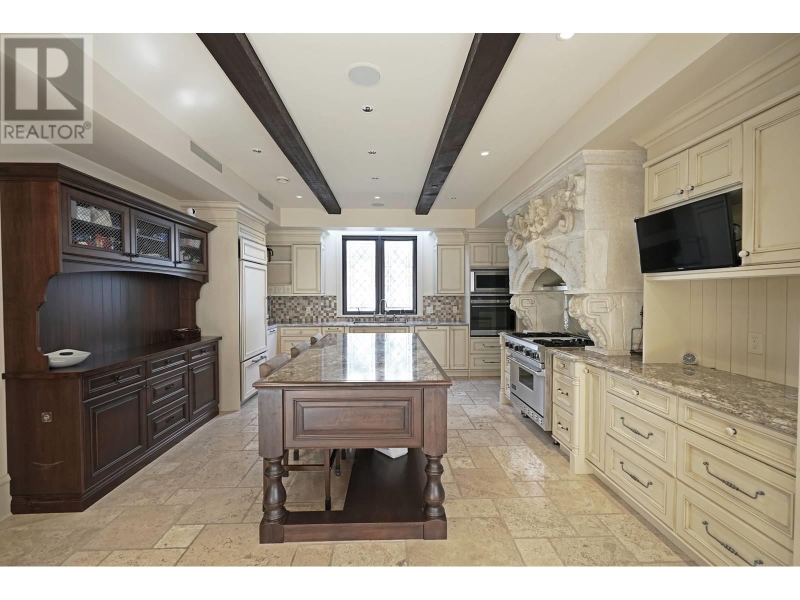 Listing Picture 20 of 40 : 1198 W 55TH AVENUE, Vancouver / 溫哥華 - 魯藝地產 Yvonne Lu Group - MLS Medallion Club Member